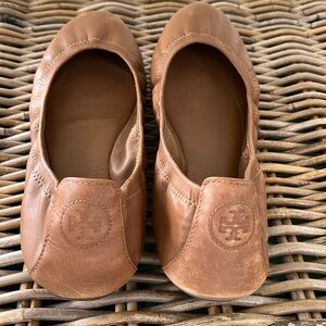 🤎 Tory Burch Eddie Ballet Flat 🤎